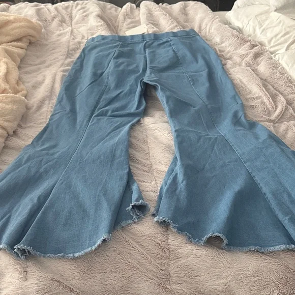 Love Denim Flare Wide Leg Jeans - Picture 5 of 6